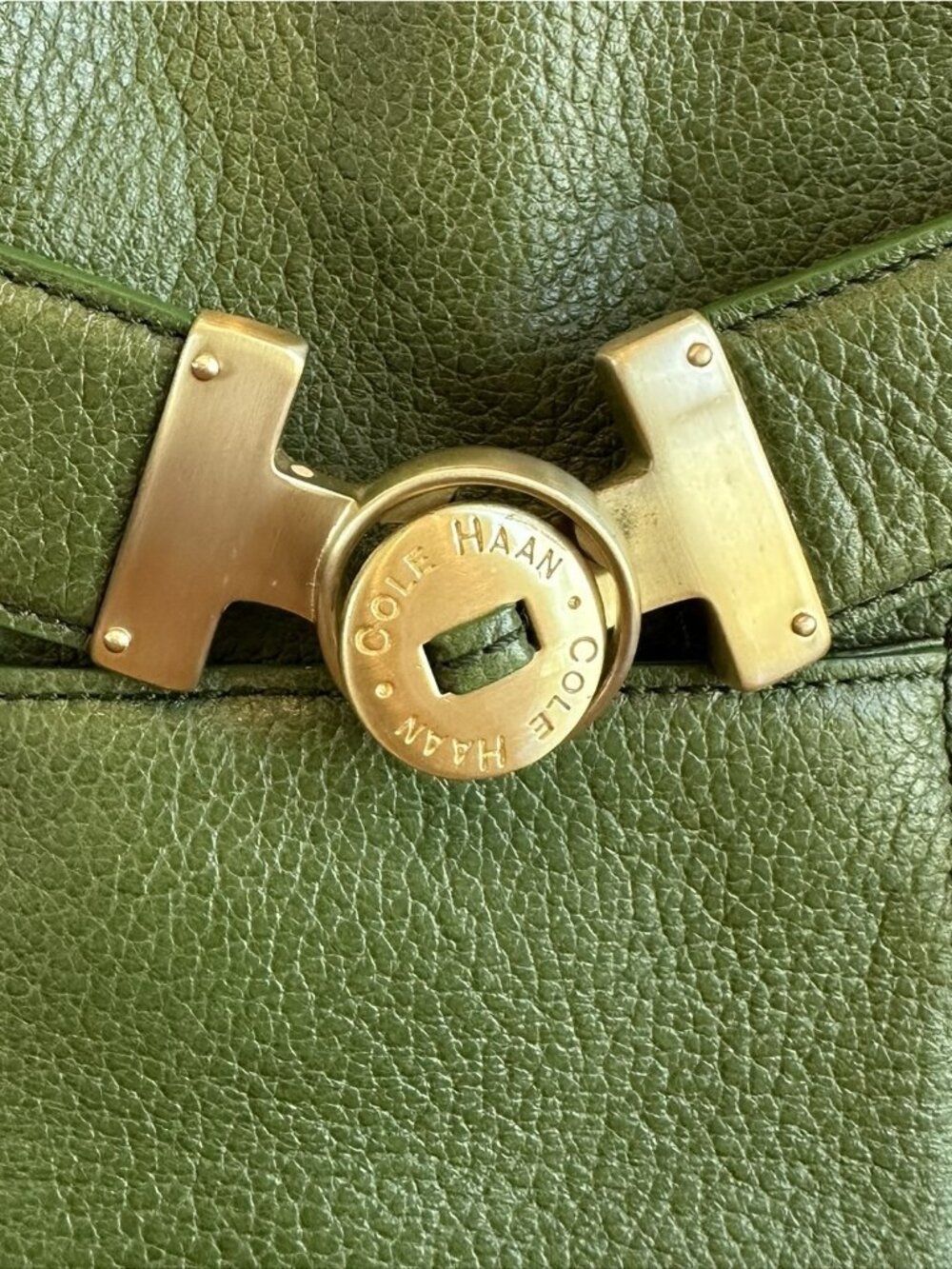 Cole Haan Green Pebbled Leather Satchel Turnlock Top Handle Bag Classic - Picture 3 of 9